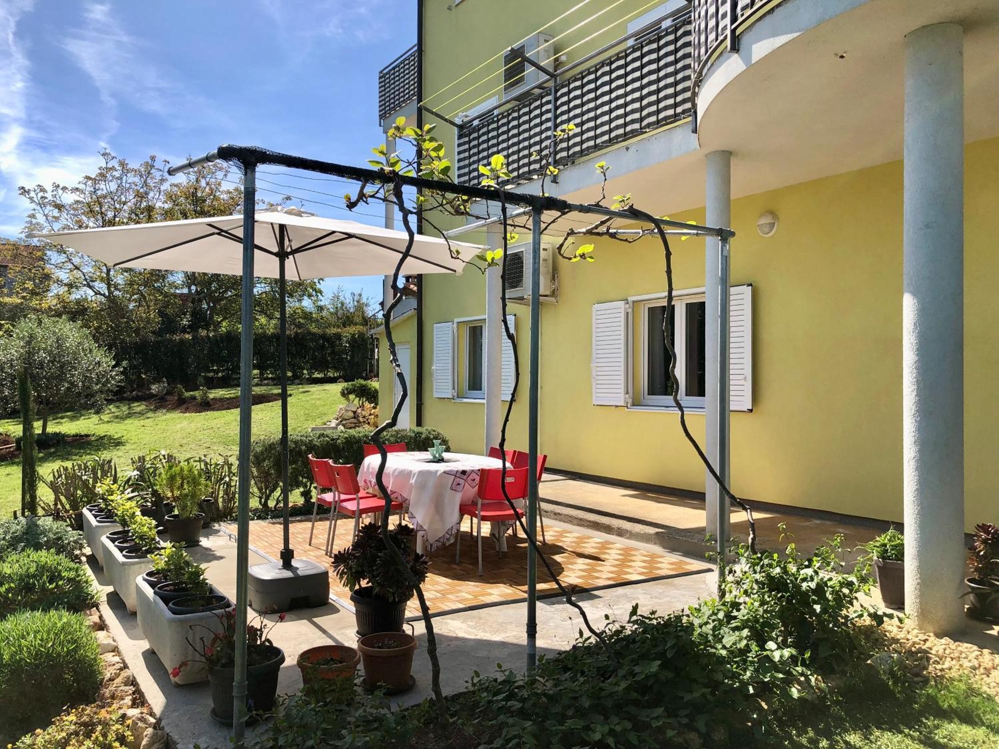 Goldfinch Estate Apartment Banjole Ngoại thất bức ảnh