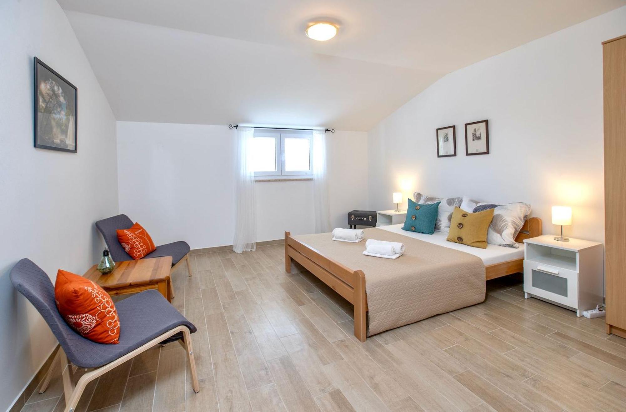 Goldfinch Estate Apartment Banjole Phòng bức ảnh