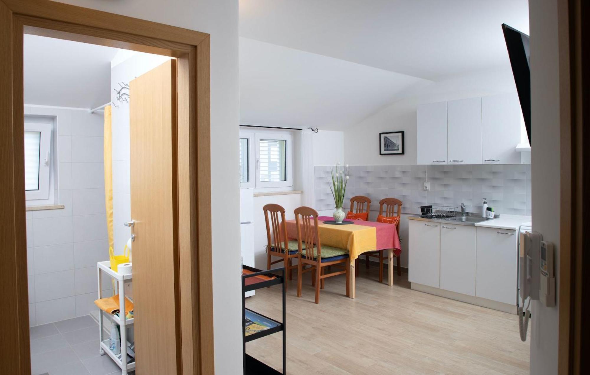 Goldfinch Estate Apartment Banjole Phòng bức ảnh